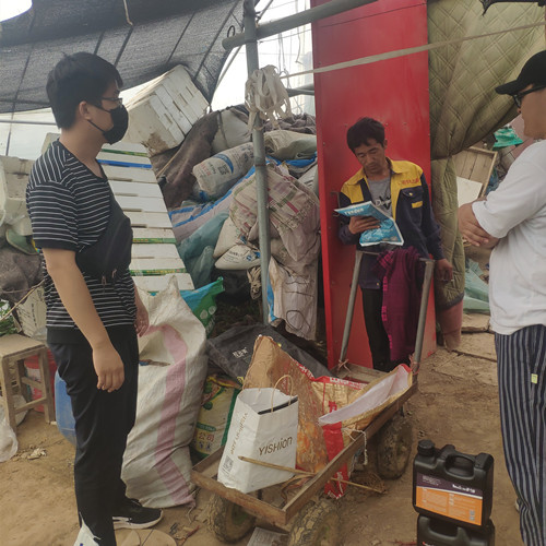 種植戶了解新型肥料現場3 種植戶了解新型肥料現場3